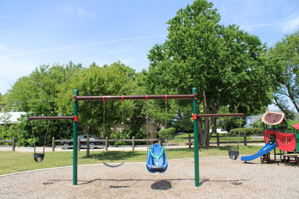 Happ Road Park swing set