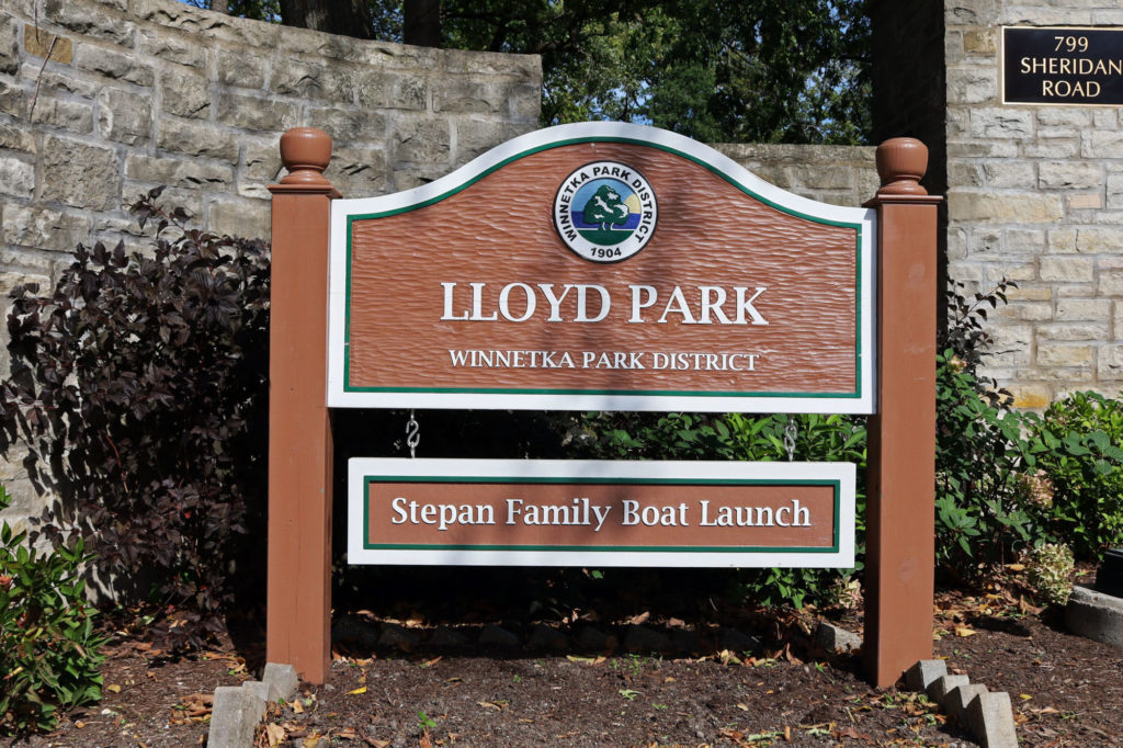 Lloyd Park sign bed