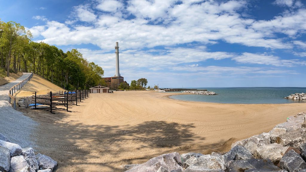 Lloyd Beach looking north