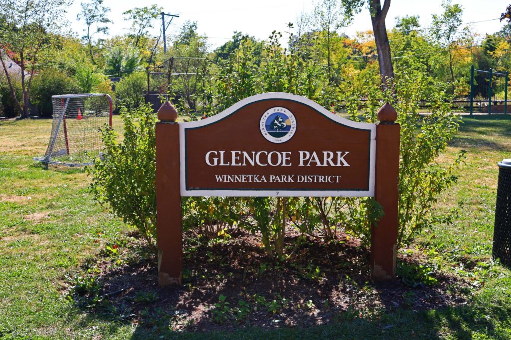 Glencoe Park sign bed