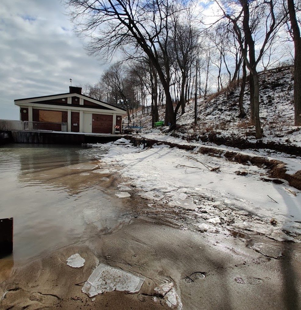 Lloyd beach facing north at winter